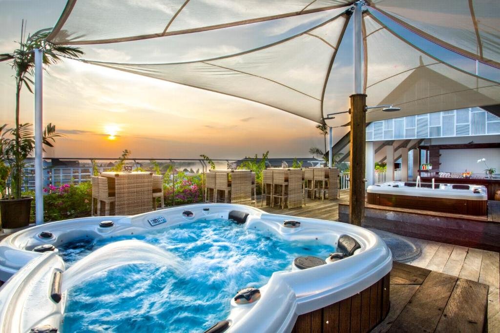 Daun Bali Seminyak Hotel
