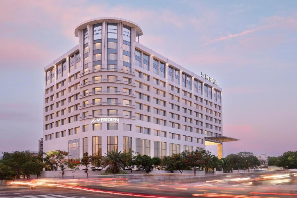 Courtyard By Marriott - Le Meridien Ahmedabad
